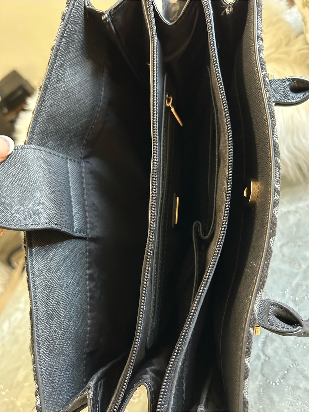 NWT GUESS Black & Gray Medium Logo Marva Jacquard Satchel with Gold Accent - Picture 5 of 6